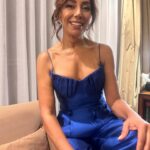 Carmen Gloria Arroyo Instagram - Makeup para mi querida @cg_arroyo 💜 Hair @karimmeplaza 👗 @lore_flores #makeup #maccosmetics #kryolan #morphe #elfcosmetics #urbandecay #maquillaje #azul