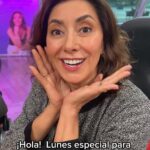 Carmen Gloria Arroyo Instagram - ¡EMPEZÓ! Ya estamos con @cg_arroyo, @roonantonio y @nicogutierrez en #CarmenGloriaReacciona 🥰❤️ Sigue la transmisión en nuestras redes sociales y comenta con #CarmenGloriaTVN ✨❤️
