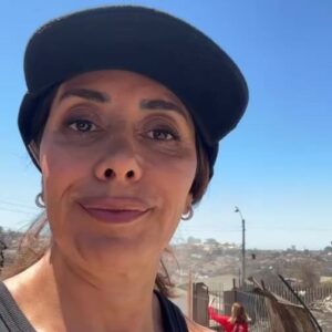 Carmen Gloria Arroyo Instagram - NO MÁS ROPA EN MAL ESTADO!!! Por favor den su ayuda con respeto y dignidad para los afectados 🙏❤️🇨🇱