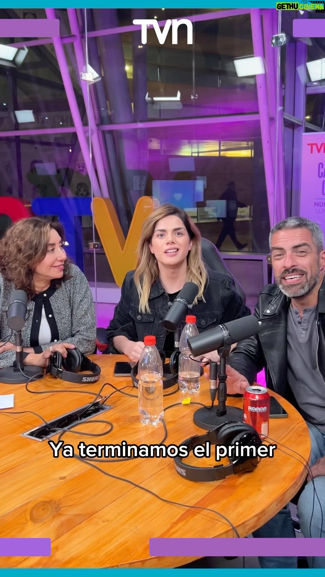 Carmen Gloria Arroyo - 1.3K Likes - ¡Terminó el primer capítulo de #CarmenGloriaReacciona! 📲👩🏻⚖️
Junto a @roonantonio, @cg_arroyo y @nicogutierrez reaccionamos en vivo al capítulo de hoy, leímos sus comentarios y recordamos grandes momentos del programa.
📲 ¿Te lo perdiste? No te preocupes, ya lo puedes ver en TVN.CL, Youtube y nuestras plataformas 🥰