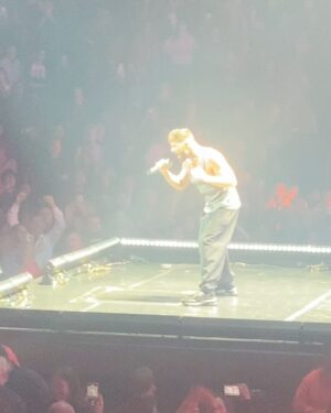 Carmit Bachar Instagram - @ricky_martin You are one of one! 
My heart is so full of joy watching you SHINE so bright✨ The show was incredible & you are magic! It was amazing to reunite with so many old friends still the same beautiful energy💕 The “Family” is real 🙌🏼
Almost 30 years later, not to mention you look and sound insane! I love you beyond💋 
Was Livin La Vida Loca w/my boo @chonique who choreo with @lisetteslife & shout out to all the other choreographers & dancers who killed it up there!! Dale! @jlvn1161 📸 @leandrovco