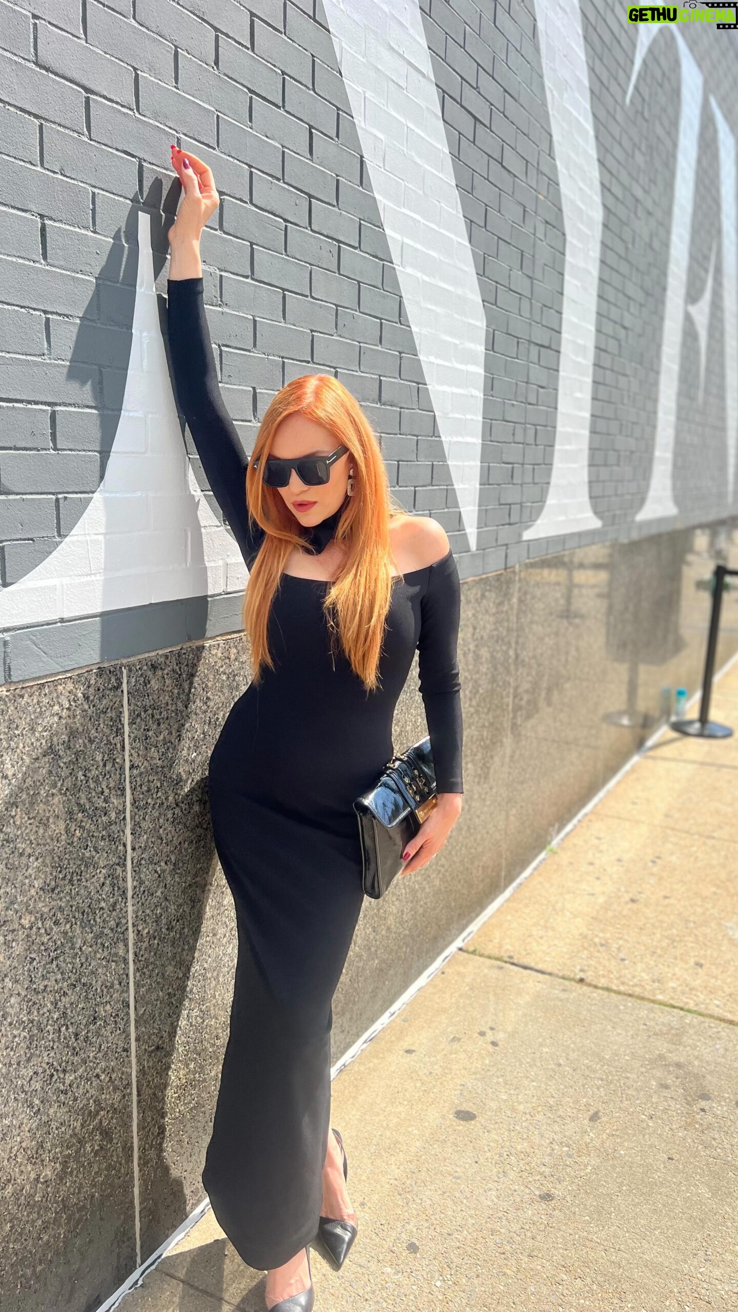 Carmit Bachar Instagram - No validation needed💋 @nyfw