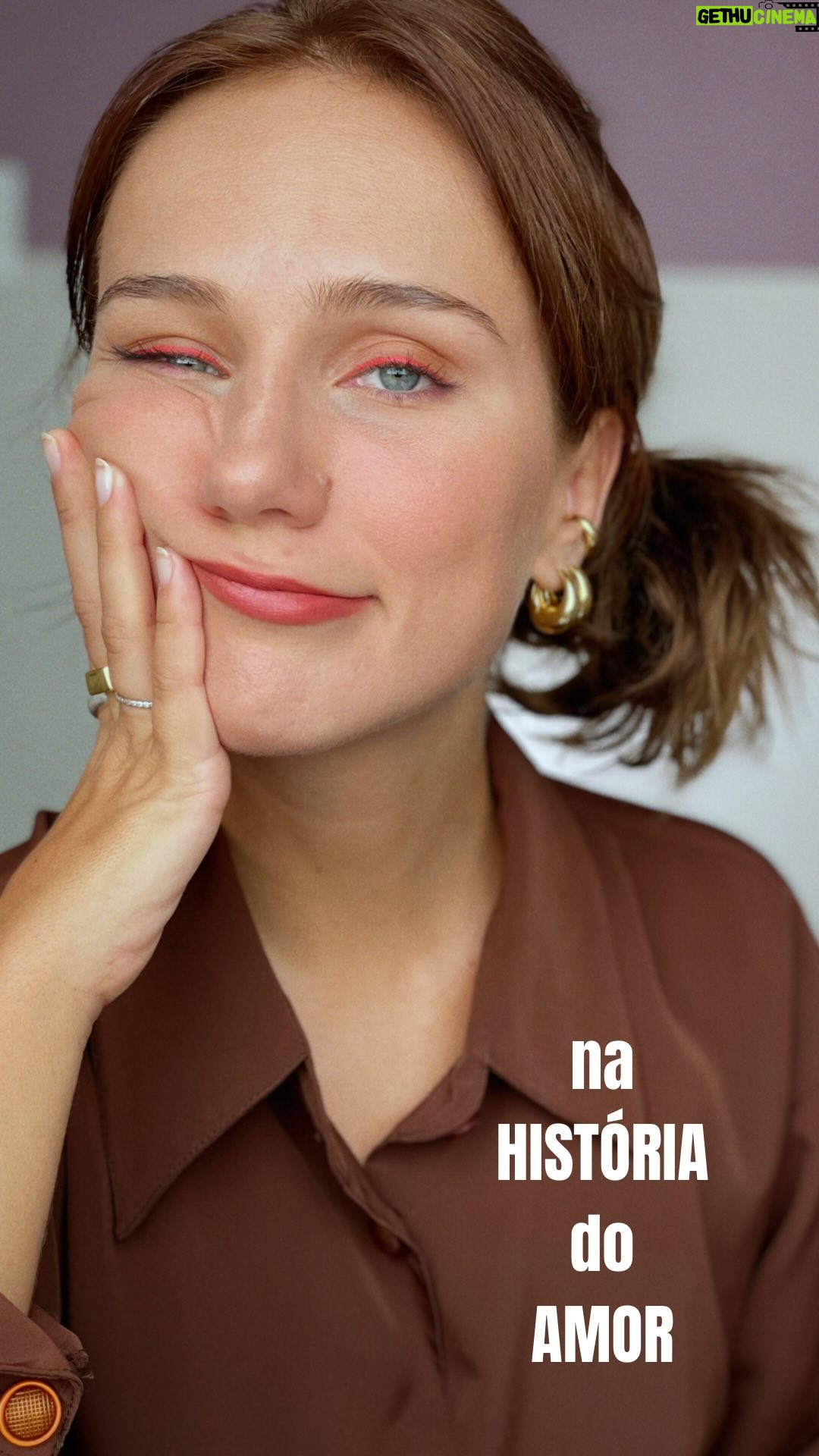 Carol Garcia - 3 Likes - Você sabia disso? Mulheres só serviam para procriar. Mulheres não tinham valor algum. Mas desejo e AMOR era apenas de homens para homens. Houve esse tempo… mas será que está tão distante assim - vide as tantas violências que seguimos sofrendo e o apoio dos PARÇAS?
#escritorasbrasileiras #literaturabrasileira #amor #livro #booklover #bookstagram #literatura #reginanavarrolins