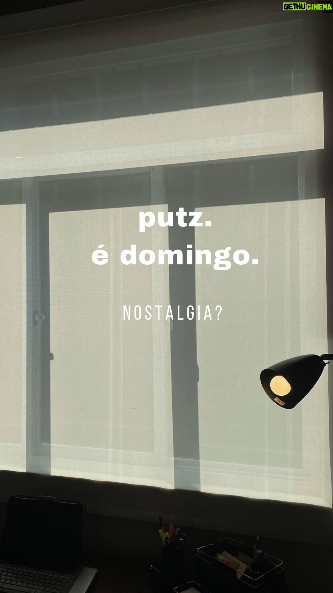 Carol Garcia - 3 Likes - Você já leu algum livro dele?
Você faz ideia do que eu estou falando?
Então, vem cá:
- Valter Hugo mãe é um escritor que me trouxe de volta o prazer da leitura. As metáforas, a linguagem, o conteúdo… é tão sensível.
- meu livro favorito: A DESUMANIZAÇÃO
- um livro que não li pois a fama é péssima: Doenças do Brasil (confesso que me falaram tão mal que me deixei influenciar e não li)
- uma curiosidade: ele AMA o nosso país e consumiu muita novela nossa.
- será que queremos fazer uma leitura conjunta de algum livro dele? Não sei, joguei aqui. Soltei. Se quiser, diga: LEITURA CONJUNTA. E eu mandarei uma sugestão.
- eu amo livros que me fazem perder a hora. ele fez isso comigo.
- Mônica: te amo. “Quem é essa mulher?”
.
#escritorasbrasileiras #valterhugomae #literatura #literaturaportuguesa #bookstagram #livros #foco #domingo #nostalgia #monicaiozzi #escritacriativa
SEO: conectar pessoas que gostam de ler, escrita criativa, inspirações, filosofia, literatura, amor, paixão.