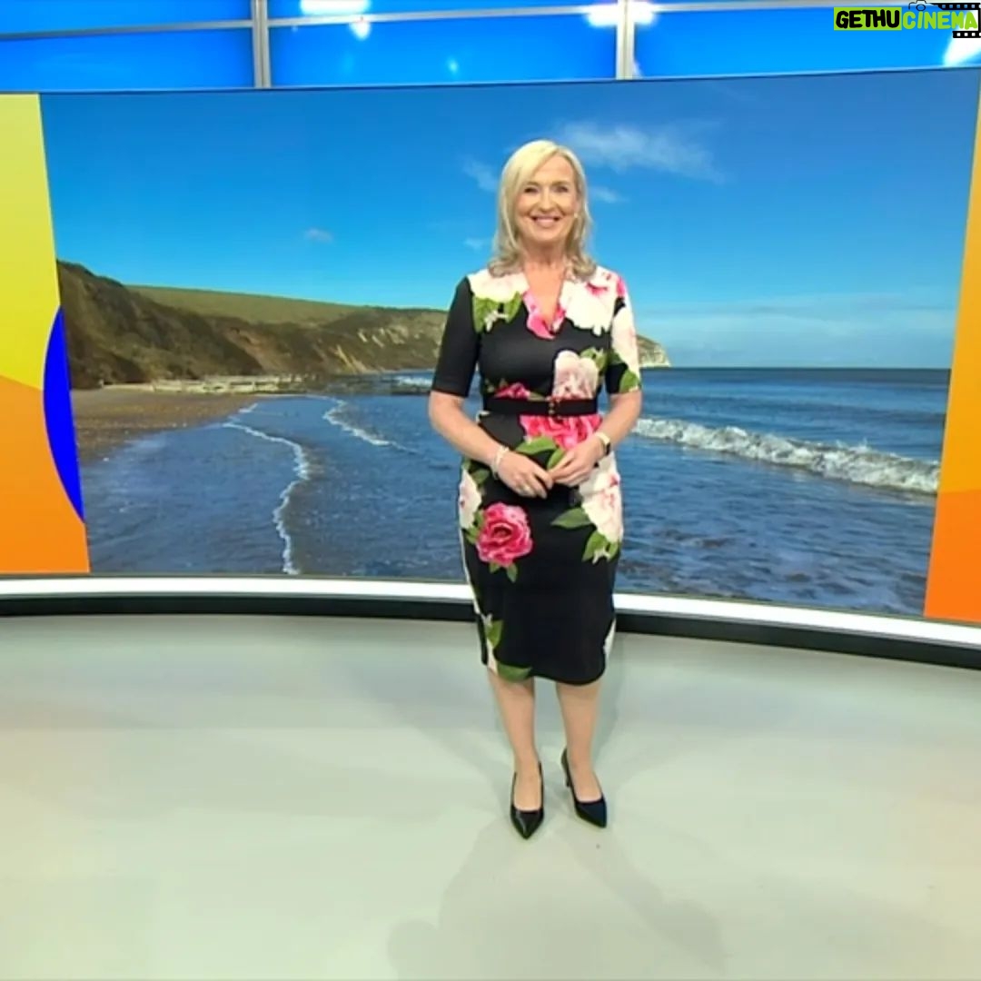 Carol Kirkwood - 2.9K Likes - Good morning ❤️❤️xxx