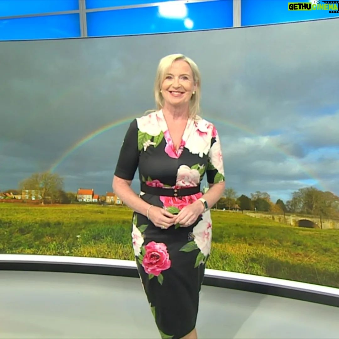 Carol Kirkwood - 2.2K Likes - Good morning ❤️❤️xxx