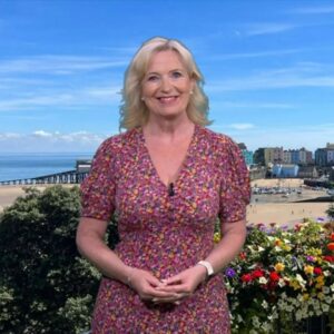 Carol Kirkwood Instagram - Good morning ❤️❤️xxx