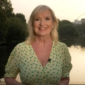 Carol Kirkwood Instagram - Good morning ❤️❤️xxx