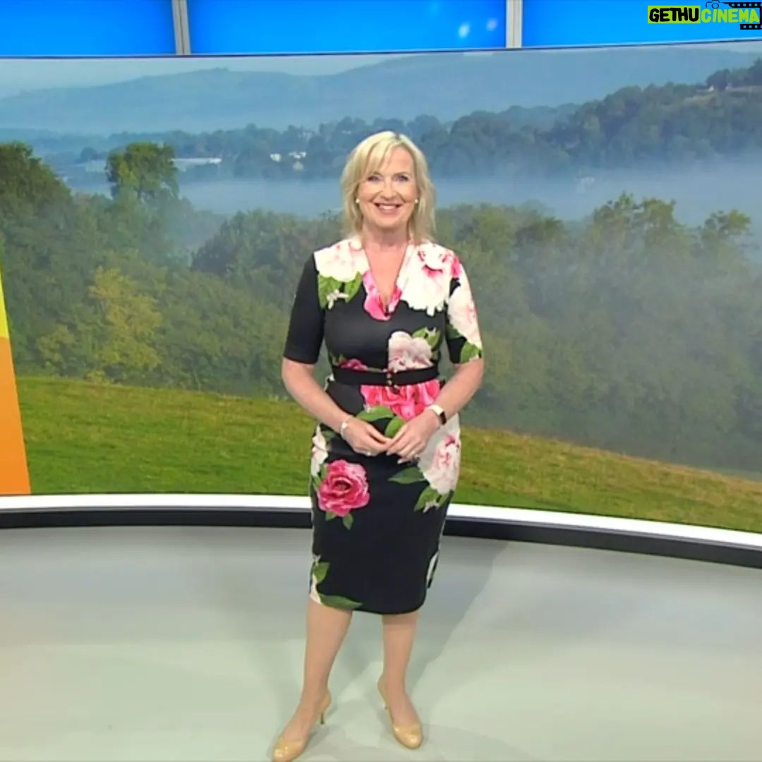 Carol Kirkwood - 2.2K Likes - Good morning ❤️❤️xxx