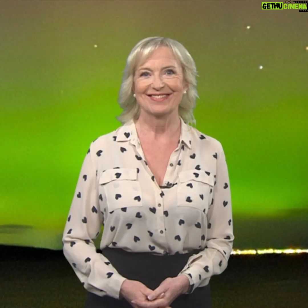 Carol Kirkwood - 2K Likes - Happy Valentine's Day ❤️❤️xxx