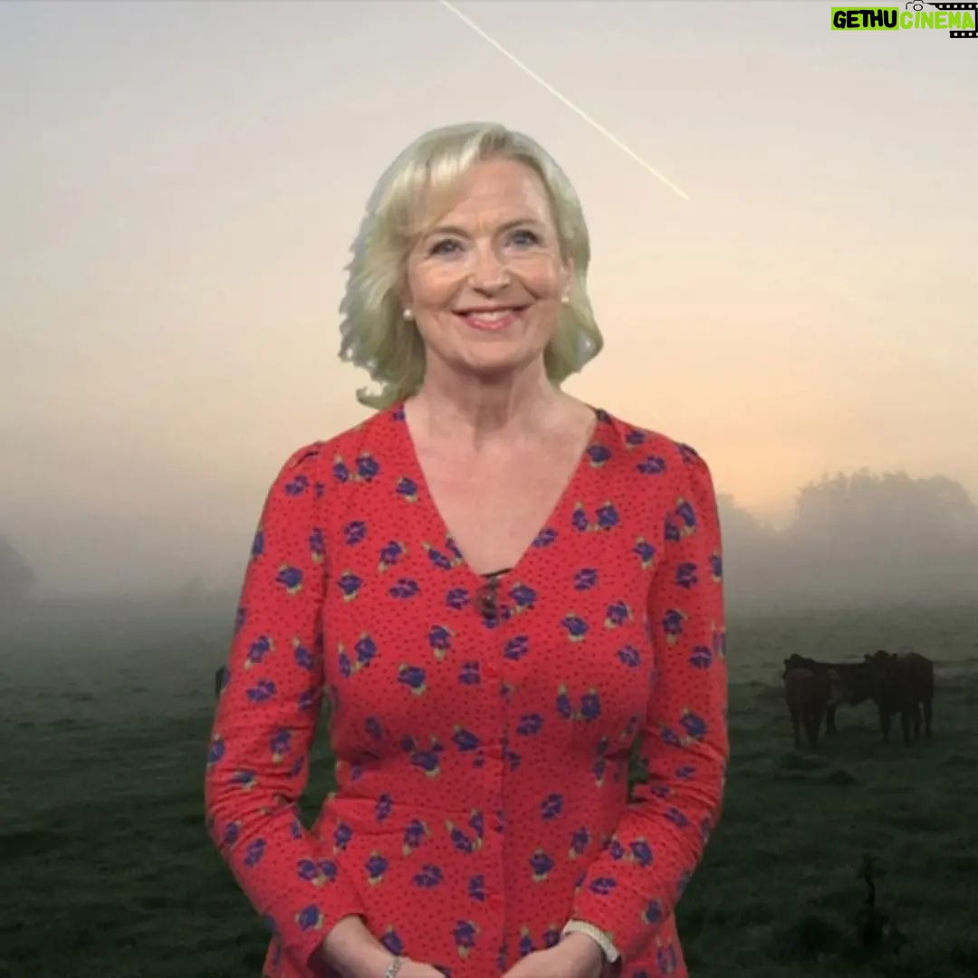 Carol Kirkwood - 2.2K Likes - Good morning. Hope you had a lovely weekend ❤️❤️xxx