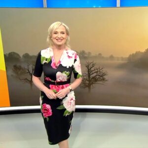 Carol Kirkwood Instagram - Good morning ❤️❤️xxx