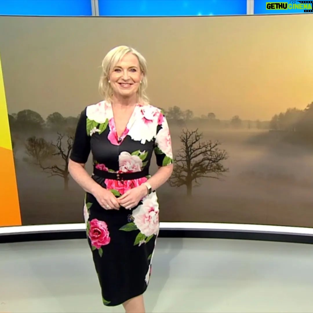 Carol Kirkwood - 2.2K Likes - Good morning ❤️❤️xxx