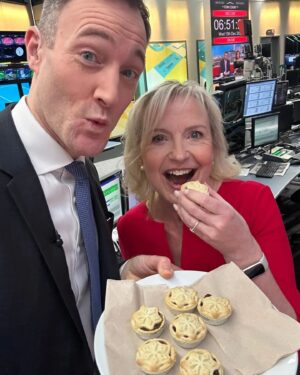 Carol Kirkwood Instagram - YUMMY!! 😂xxx