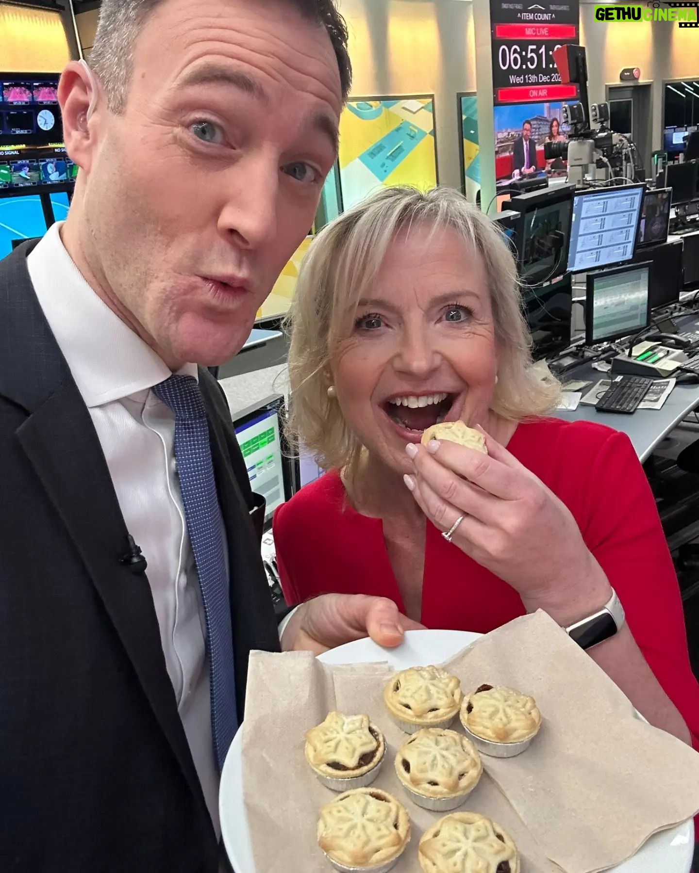 Carol Kirkwood - 2.4K Likes - YUMMY!! 😂xxx