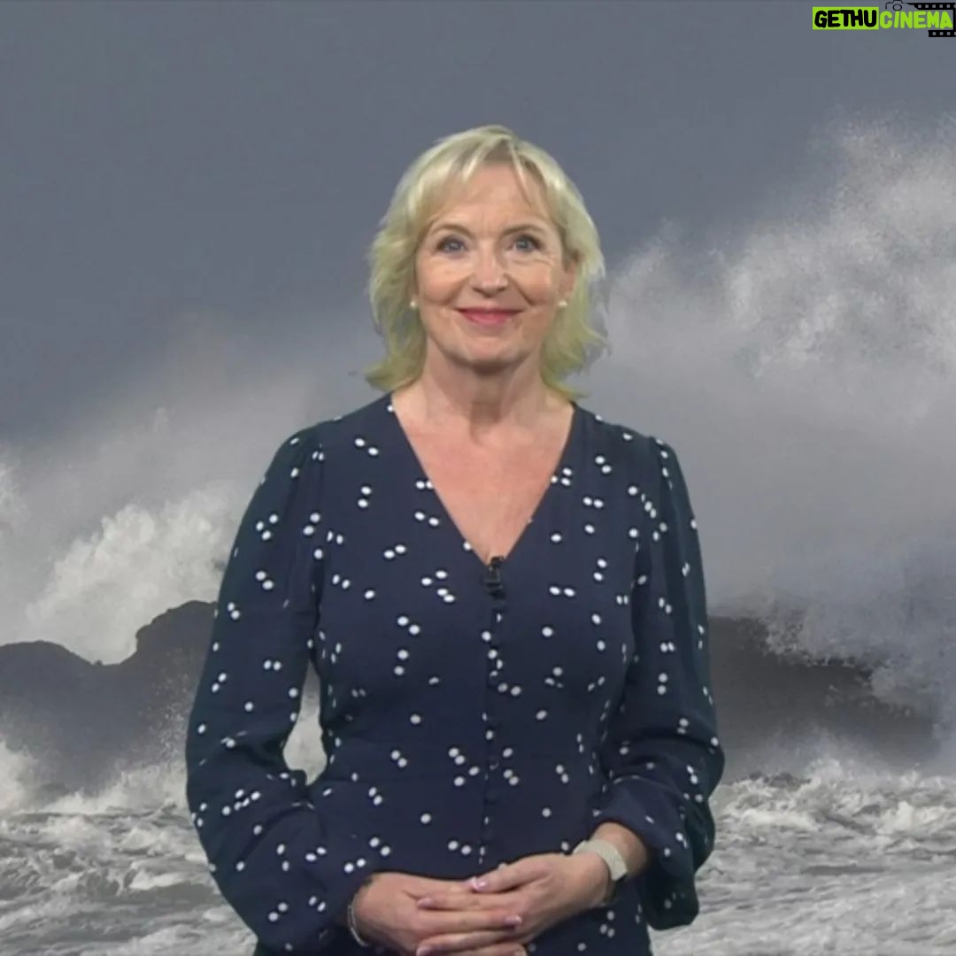 Carol Kirkwood - 2.3K Likes - Good morning ❤️❤️xxx