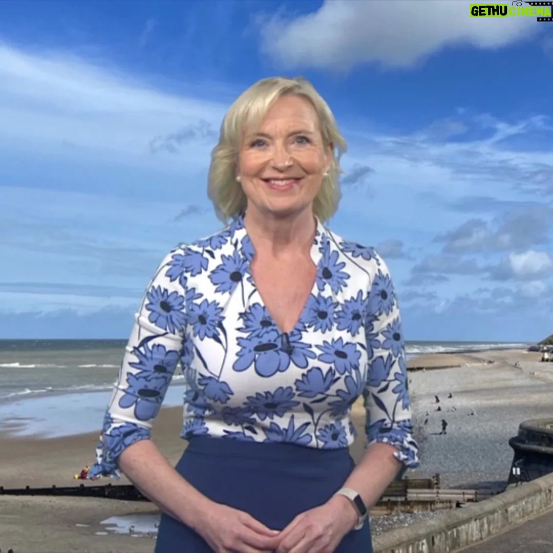 Carol Kirkwood - 1.8K Likes - Good morning ❤️❤️xxx