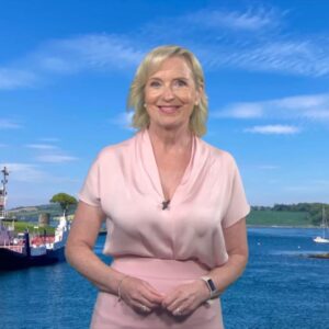Carol Kirkwood Instagram - Good morning ❤️❤️xxx