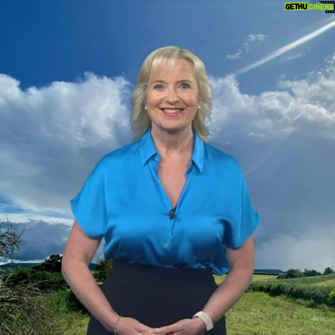 Carol Kirkwood - 2.4K Likes - Good morning ❤️❤️xxx