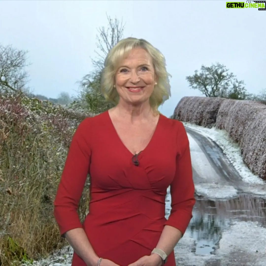 Carol Kirkwood - 2.6K Likes - Good morning ❤️❤️xxx
