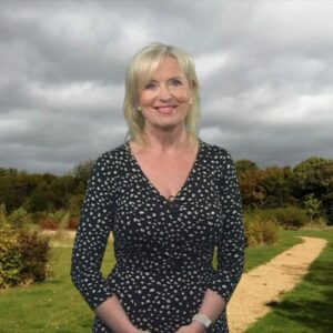 Carol Kirkwood Instagram - Good morning. Hope you had a lovely weekend ❤️❤️xxx