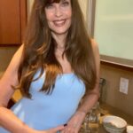 Carol Alt Instagram - Happy Friday, everyone! 🌟 Today, I have a fantastic recipe to share with you all. Let me know what you think about this one! #fgif