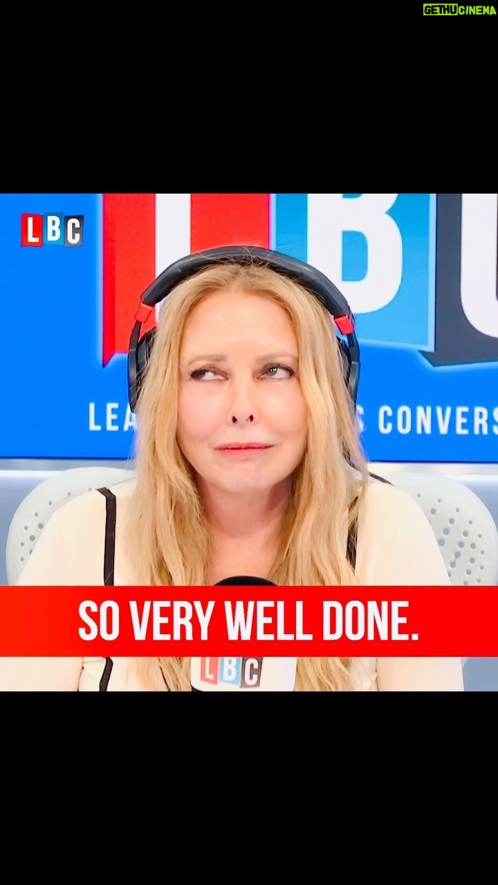 Carol Vorderman Instagram - BOB wasn’t happy with me 😂😂 He prefers a bit of whataboutery more akin to a GB News item. Bob doesn’t like an argument based on evidence!!! The whole row went on for about 10 minutes I think, here’s just a bit of it! Join me next Sunday 4-7pm for more lively chat 👍🏼👍🏼