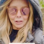 Carol Vorderman Instagram - Join me tonight at 9pm on twitter spaces @carolvorders and link in bio From tomorrow at 9pm we'll multi broadcast in evenings at 9pm on all platforms including insta. I'll explain the POWER of tactical voting Give you updates on the day The Countdown starts now Together we can destroy the Tories, just as they have tried to destroy this country for their greed and ego. Join our movement please It's for YOUR future and your children's future. You've got to be in it to win it.❤️❤️❤️