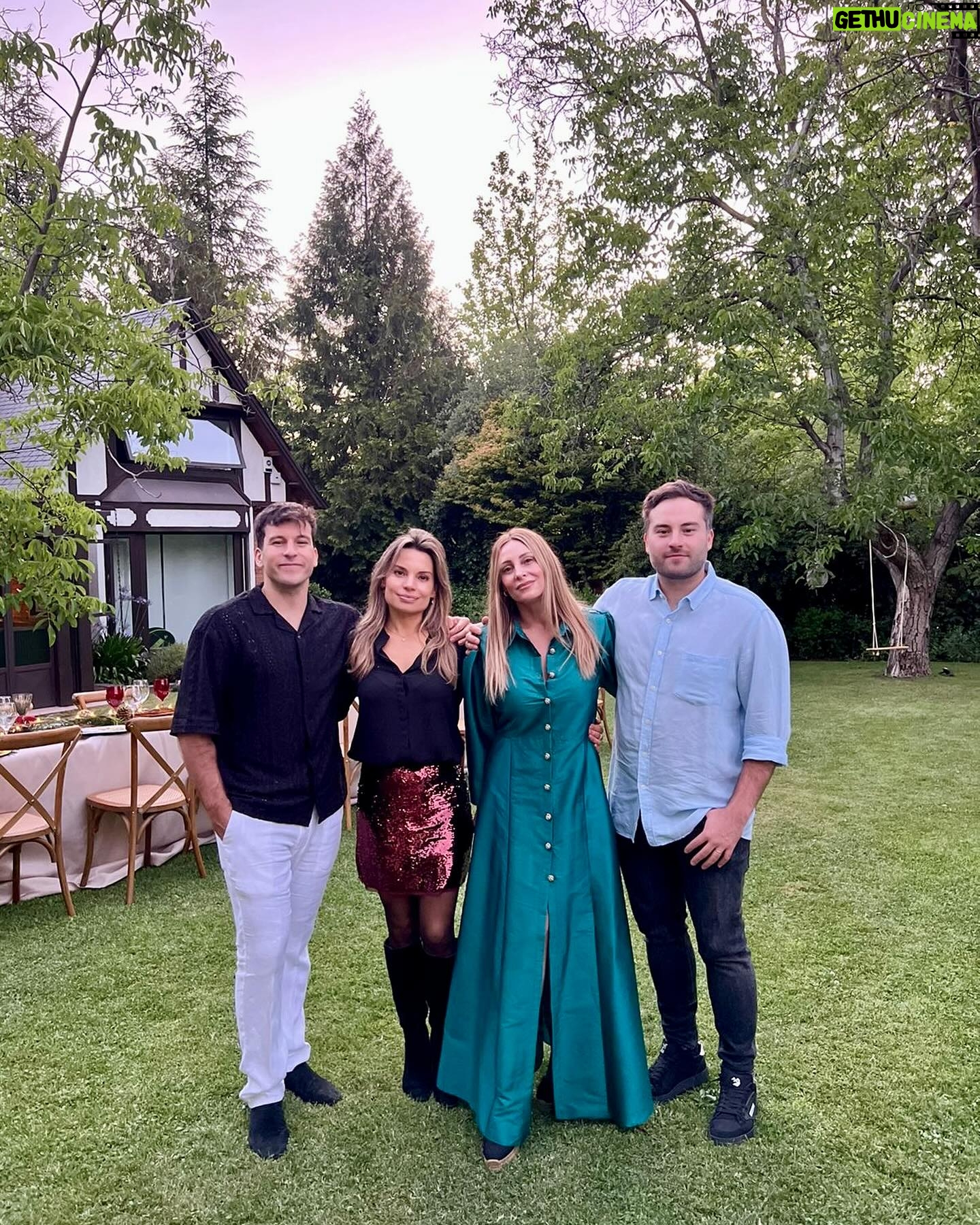 Carola Julio - 1.2K Likes - Navidad maravillosa en familia!
Feliz de estar todos juntos….