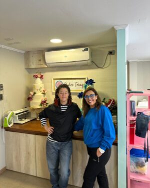 Carolina Bazán Instagram - Me voy llenita de cariño!  Gracias totales Arica!  En especial agradezco a @carnavaldesaboresarica y @inacap_arica por traerme y a @dulcetriny (y familia) por su tremenda hospitalidad🫶🏼