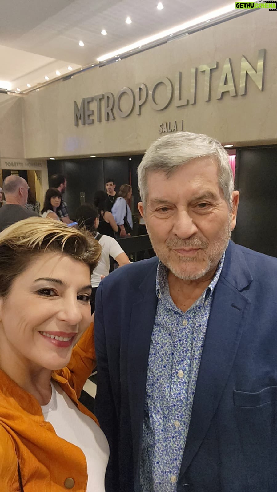 Carolina Papaleo - 3K Likes - Noches para el alma, gracias a @salvajada.teatro
Imperdible por todo actuación, dirección, estética, temática, obra teatral, y así podría seguir.
Que lástima aquellos que no entienden la cultura , esos sí que no la ven
#teatro
#salvajada
#cultura
#noche
#callecorrientes