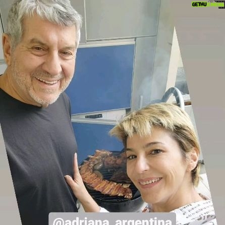 Carolina Papaleo - 455 Likes - Almuerzo en familia hablando de proyectos de cada uno
Gracias al anfitrión @osvaldopapaleo_oficial
Invitados @keyn.v y la invitada especial @adriana_argentina_frossasco