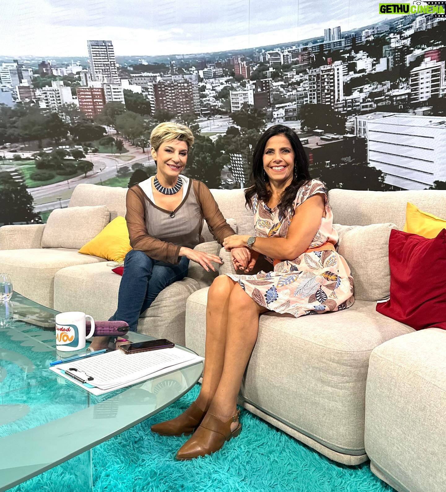 Carolina Papaleo - 456 Likes - @carolinapapaleo en @tvciudadviva_
š Presenta su unipersonal āS.O.S. nacĆ mujerā
SÔbado 6 de abril | 20H | Teatro el galpón