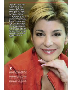 Carolina Papaleo Instagram - Gracias @peralta_nico por tan hermosa nota para revista pronto 😍

Después de 12 años hablamos de la vuelta de “Yo adivino el Parpadeo”, mi felicidad que hoy me digan “Licenciada en Ciencia Política” y todos los proyectos que vienen por delante! 

Encontra en Revista Pronto la nota completa 🙌🏾