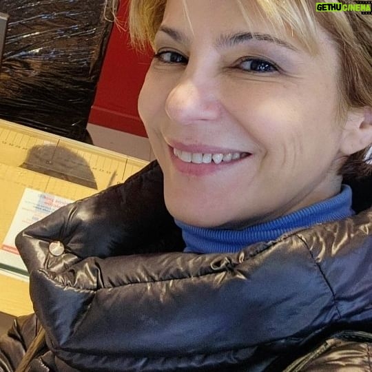 Carolina Papaleo - 326 Likes - Vivo desde la puerta de casa esperando a @mariadelasmercedeshernando