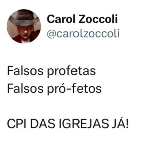 Carolina Zoccoli Instagram - Que Deus é esse?