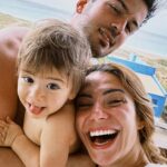 Carolina Carvalho Instagram – Parabéns filho 👦 
Foste o melhor e maior acontecimento da nossa vida e contigo aprendemos a ser melhores pessoas, aprendemos o que é amor incondicional.
O nosso amor é para sempre e para sempre será 🐻
O videoclipe do “Filho” está disponível a partir das 16h e resume o nosso último ano.
Que seja uma música para dedicarem aos vossos filhos, para se orgulharem do vosso papel de pais e para se lembrarem que o mais importante do mundo é sem dúvida o amor. 
Hoje a “Filho” deixa de ser só nossa e passa a ser vossa. 
Queremos saber o vosso feedback e obrigada pelo vosso carinho. 
Somos uma família com sorte 🤍
Já disponível em todas as plataformas digitais 👶🏻

#davidcarreirafilho #filho