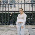 Carolina Carvalho Instagram – Je vis une histoire d’amour avec Paris 🤍