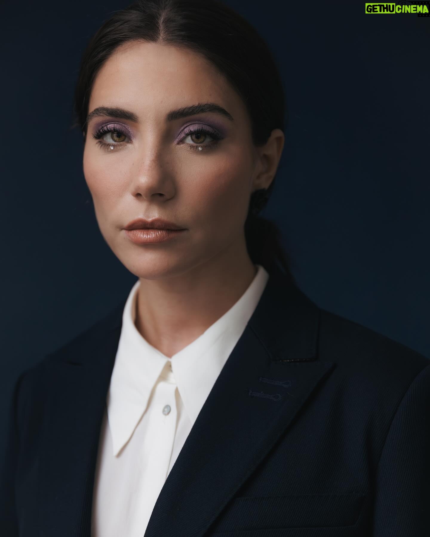 Carolina Carvalho Instagram - 📸 @katvphotographer 💄 @martaalvespinklemonade 🤵♀️ @scotch_soda com styling do meu @diogoraposopires 🫶
