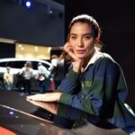 Carolina Carvalho Instagram - Fui escolher o meu novo carro 😍 Contar com o apoio dos especialistas MCOUTINHO tornou a escolha do meu novo Mercedes-Benz uma experiência maravilhosa💙