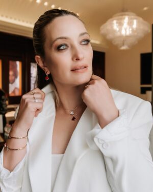 Carolina Crescentini Instagram - Oggi sono @bulgari addicted
#bulgari 
#bulgarijewelry 
#divasdream 
#adv