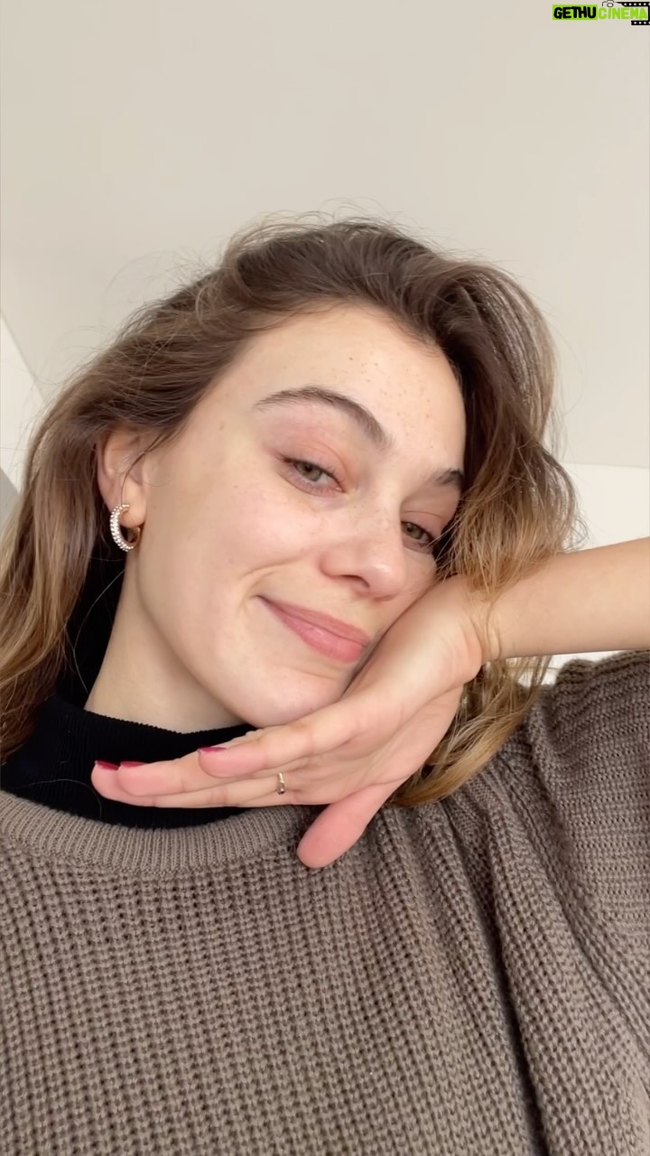 Carolina Domenech Instagram - @dove me invitó a sumarme al #Challenge7dias de sus barras de belleza para ponerla a prueba en mi piel y darles la reseña más real ✨💪🏽 ustedes que opinan?