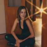 Carolina Domenech Instagram - Más de @nicoviglietti porque lo amo y me incentivo a sacar las fotos sin maquillaje y me pareció una idea muy cute ♥️✨