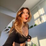 Carolina Domenech Instagram - No hay porque 💋