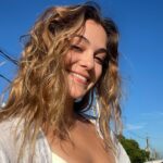 Carolina Domenech Instagram - No soy espuma así que no opino. Alguna espuma por ahí que pueda explicar? … perdón por hablarles con la boca llena ♥️😂