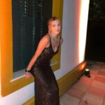 Carolina Domenech Instagram - Este vestido 🫶🏼🖤