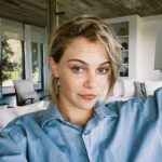 Carolina Domenech Instagram - Aquellas fotos de aquel verano de aquel día donde comimos aquella torta de frutillas 🩷🍓