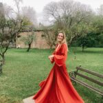 Carolina Domenech Instagram - Una que no llora en los casorios…… el último video 🤣😭 Los amo @paulosanchezlima y @ffloralvarez fue hermoso 💍