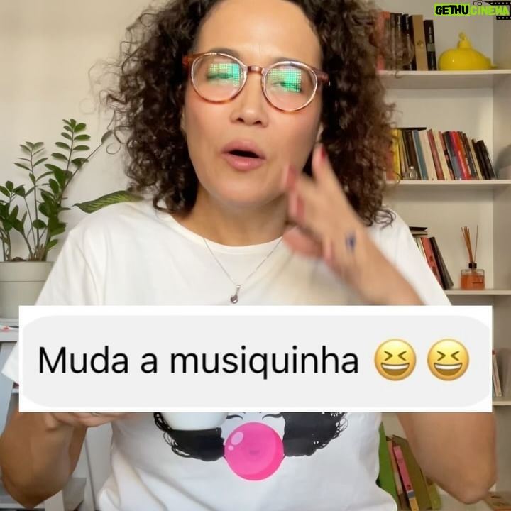 Carolina Loback Instagram - Bom dia! Desejo um sábado lindo ao lado dos seus amores!