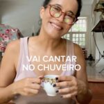 Carolina Loback Instagram - Bom dia! O carro das indiretas está passando em sua timeline… #segunda #casamento #café